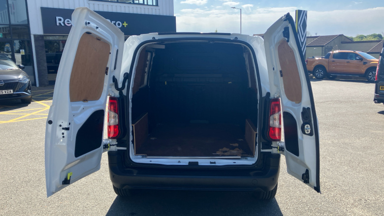 Peugeot Partner Standard Diesel 1000 1.5 BlueHDi 100 Professional Van